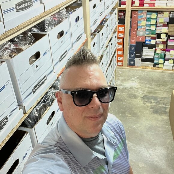 Meet your Posher, William - Picture 1 of 2